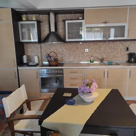 Front In * 佩科霍里