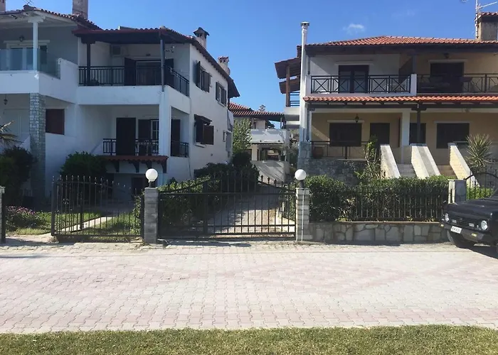 Front In Pefkochori